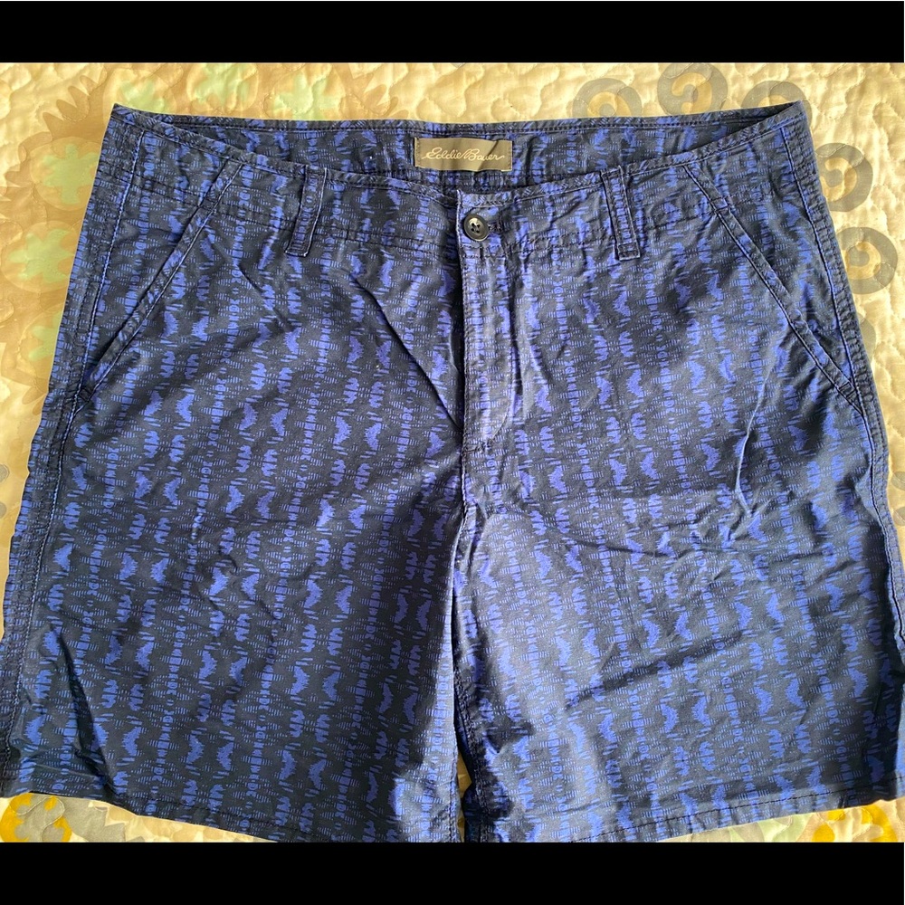 Eddie Bauer Cargo Shorts NWOT